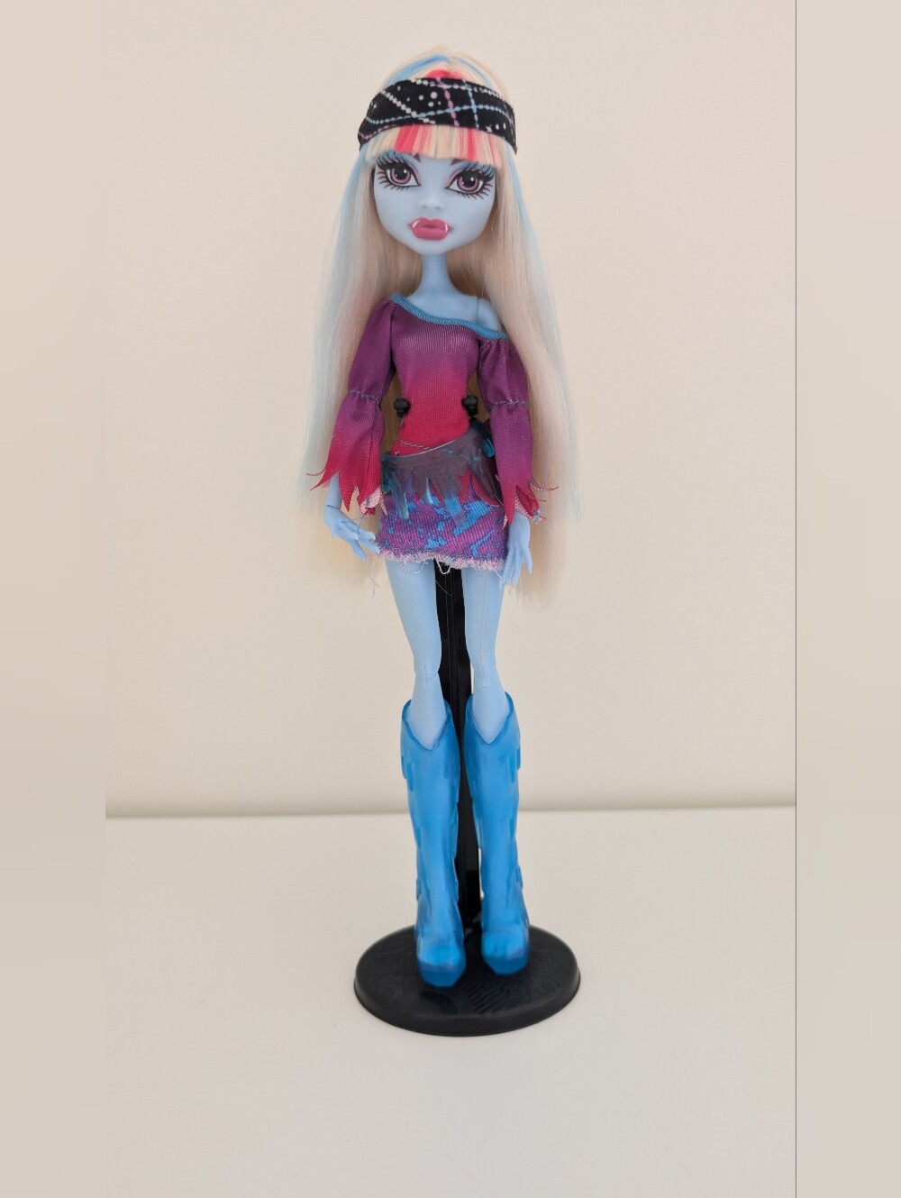 Monster High Abby Abominable Music Festival Doll